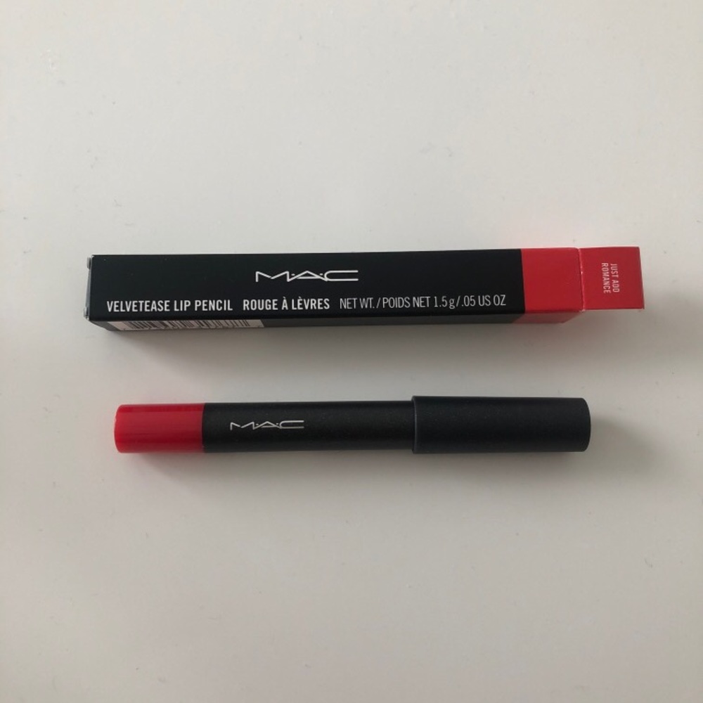 MAC lip pencil